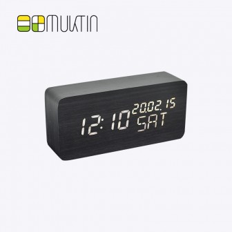 Comfortable electronic wooden alarm clock MT1905 black wood white display