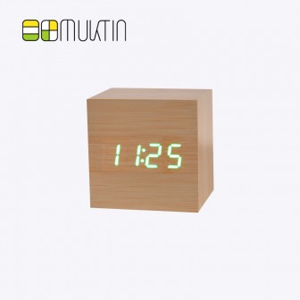 Mini electronic wooden alarm clock MT1198 bamboo and wood green display